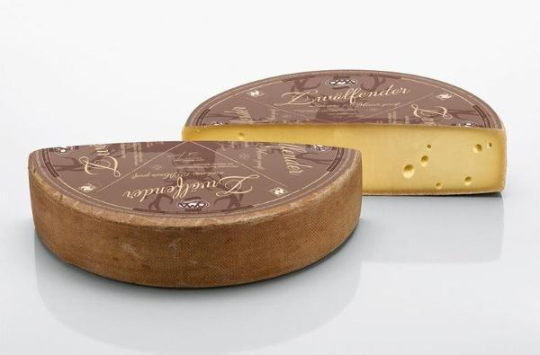 Produktfoto zu Zwölfender Hartkäse